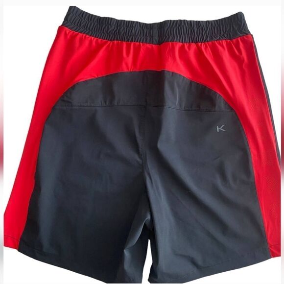 NWT Koral Statement Nyal Red and Black Short - Picture 2 of 6